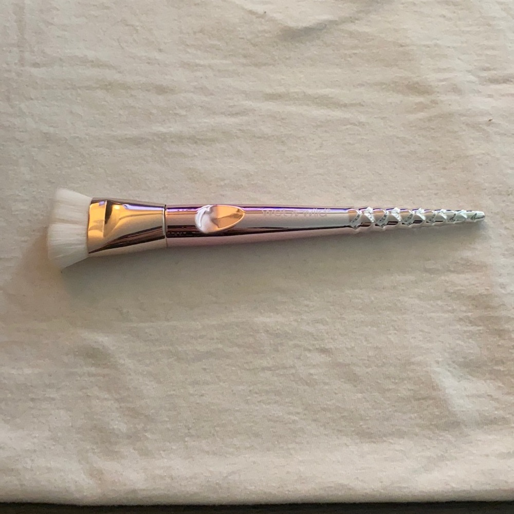 Wet N Wild Contour Brush